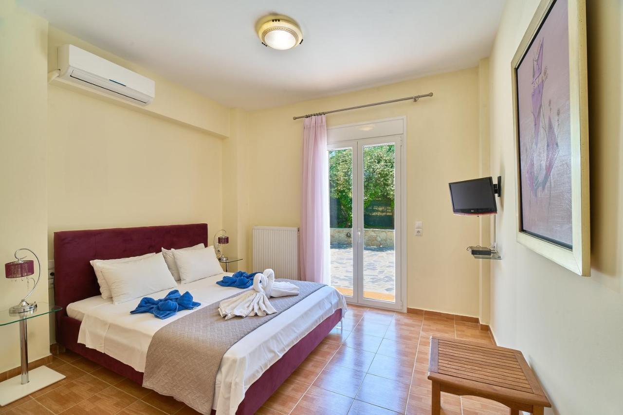 Villa Moma Palio Gerani ภายนอก รูปภาพ